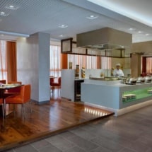 centro al manhal, restaurant, dubai hotel,