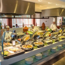 centro al manhal, restaurant, dubai hotel,