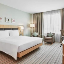 hilton garden inn mall of the emirates, standard room, dubai hotel,