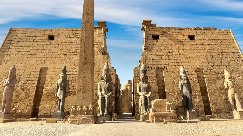 Luxor-temple-2