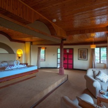 honeymoon-suite