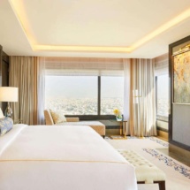 Fairmont Amman Jordan Queen Bed