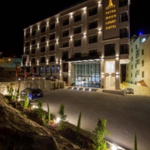Petra Moon Luxury Hotel Jordan front